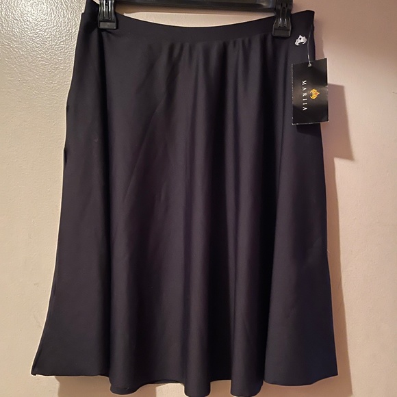 Women’s pull on rehearsal skirt NWT - Picture 1 of 3
